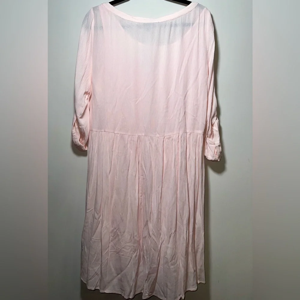 NWT TORRID Pale Pink Lined Dress - size 1 (14/16) - Picture 2 of 4